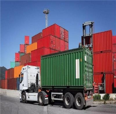 海口鹏凯达集装箱运输市场,集装箱拖车