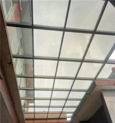 新站区玻璃采光**施工 钢结构材料加工 设计加工安装一体化