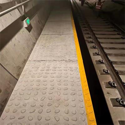 水泥地铁疏散平台安装 品种齐全 铁锐建材多年经验