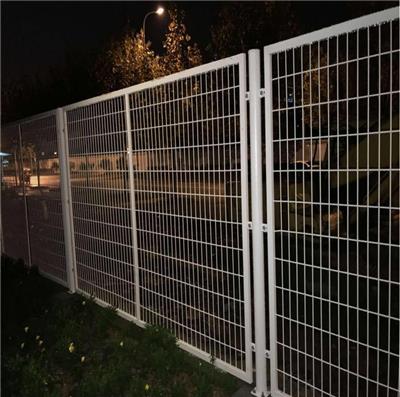 护栏网现货-护栏网定制-隔离护栏网-隔离防护栏-带边框无边框围栏网