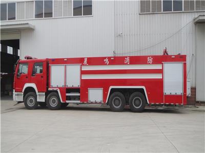重汽25吨水罐消防车
