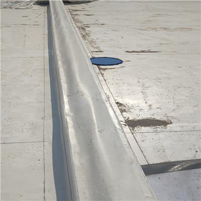 大连生产钢边框保温隔热轻型板报价 轻型保温板 保温屋面板