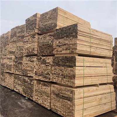 东莞澳松木方生产厂家 地板的龙骨 满足建筑工地的循环使用