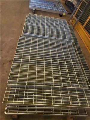 广东惠州电厂钢格栅板​洗车房格栅板​下水道热镀锌钢格板