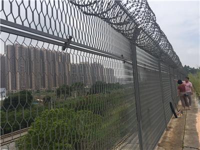 广东珠海镀锌钢板网护栏​市政绿化围栏网​地铁站隔离网厂家