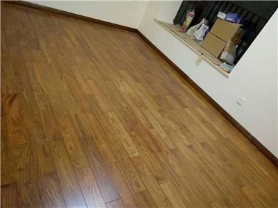 东莞专业木地板安装,实木地板,复合地板,SPC地板,自粘胶