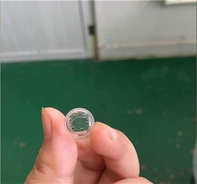 铅玻璃异型切割AR高透玻璃微米级激光加工误差小精度高生产