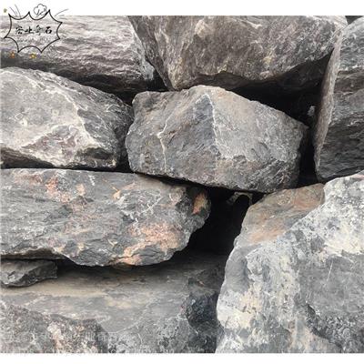 吨位石黑山石原石-异形黑山石批发地区-江门黑山石大型堆场
