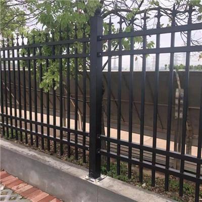 河北供应小区围墙使用锌钢护栏黑色围墙护栏网隔离栏