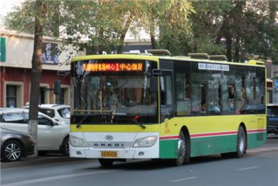 乌鲁木齐公交车身广告价值及折扣，乌鲁木齐公交车身广告投放价格