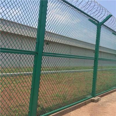 防攀爬安全防护钢网墙价格定制