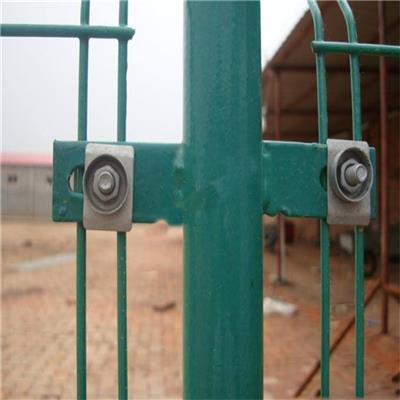 恺嵘 双边丝隔离护栏 1.5米包塑铁丝网 果园耕地围栏