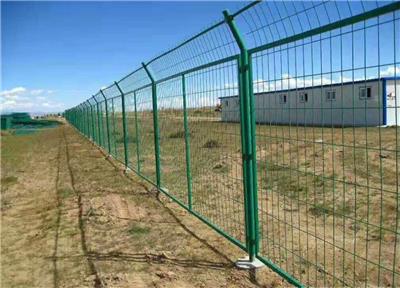 高速公路护栏网双边丝框架定制户外工地光伏厂区防护围栏隔离栅