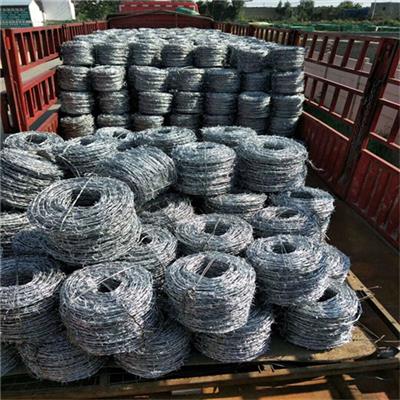河北镀锌刺绳厂家供应安阳圈山钢丝网黑河道路养护防护网