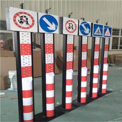 黑龙江大庆电子警示杆 太阳能警示柱 框架信号灯杆 生产加工厂家