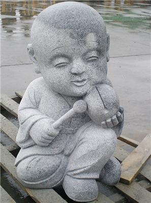 寺庙小沙弥广场公园装饰摆件可爱搞怪小和尚 惠安海亨石雕