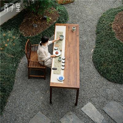 弄子里黑胡桃木马蹄桌 茶桌 书桌 实木桌 新中式桌子