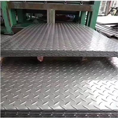 304防滑不锈钢花纹板 楼梯踏板 花纹防滑板加工定制
