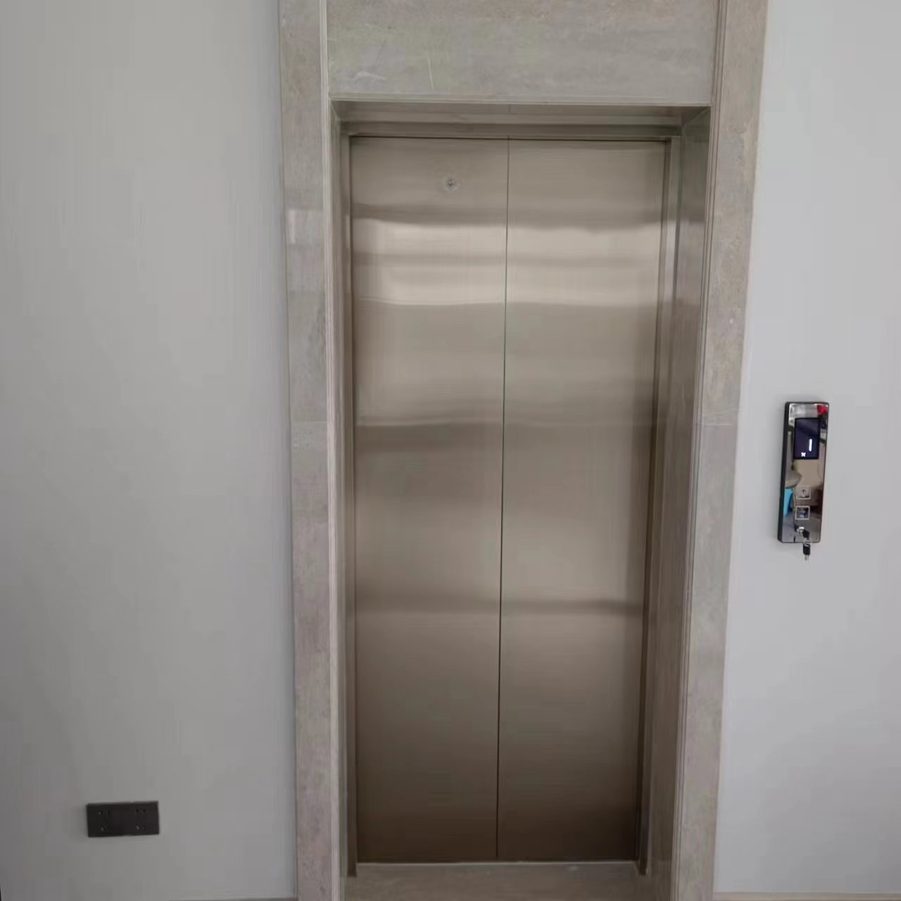 北京别墅电梯家用电梯曳引式特点