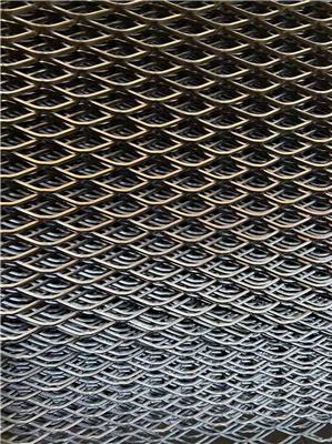 亿利达钢板网 铝板网 吊顶装饰网 道路桥梁防护网 机械平台踏板
