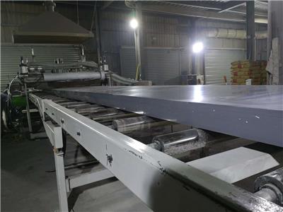 金纬机械PP/HDPE厚板生产线