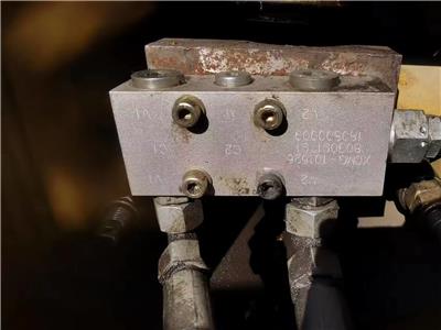 徐工吊机液压元件阀块XCMG-101526单向平衡阀变幅油缸配件