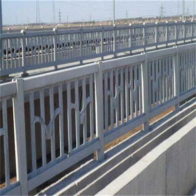 高铁桥梁 水泥荷花护栏样式齐全 铁锐建材随时发货