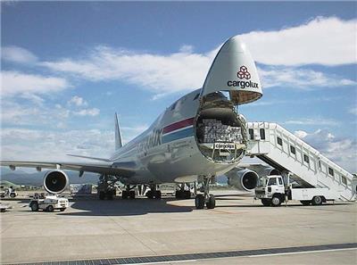 新加坡专线海运空运国际物流运输可派送到门