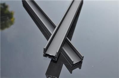佛山工业铝型材的特点及其应用领域