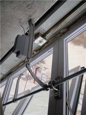 衡阳防联动窗工业自动天窗 屋面平移天窗厂家 三角形排烟天窗