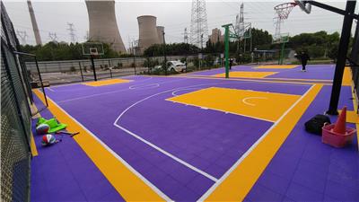 篮球场幼儿园悬浮地板学校塑胶地垫跑道拼接地
