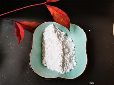 高纯度纳米三氧化二铝作为陶瓷的添加剂 提高陶瓷的致密性 增加白度 提高陶瓷的强度 断裂韧性和耐磨性能