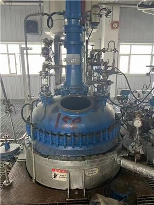 供应二手8吨化工用搪瓷反应釜 闭式机械密封反应设备