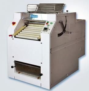 新麦商用烘焙设备 SM-303全自动重复压面机 烘焙店压面片机