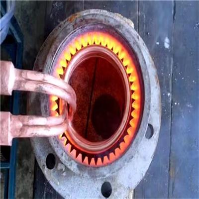 泵管淬火机床厂家 提高齿轮的硬度 灵活性高