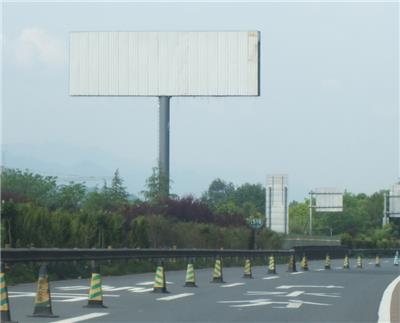重庆高速路广告牌，重庆高速天桥广告，重庆单立柱广告
