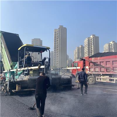 武汉彩色沥青路面的施工