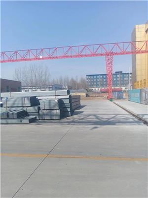 神龙谷光伏可转动支架