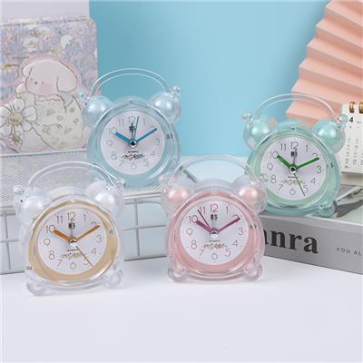 探索学生透明水晶闹钟:如何解决家庭早晨的烦恼?
