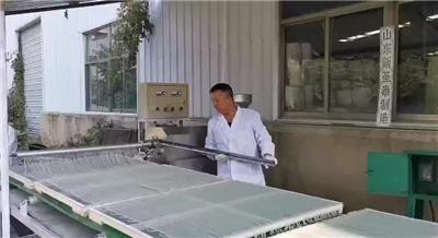 山东大柴油动力三轮清粪车 全自动小型三轮清粪车 操作简单