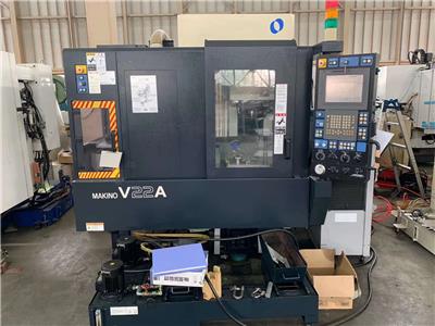 二手立式加工中心转让 二手日本进口牧野V22A高速机出售