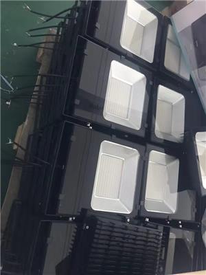 LED投光灯
