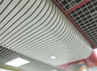 白山铝条扣定制 加油站白色铝条扣 加油站铝条扣生产商