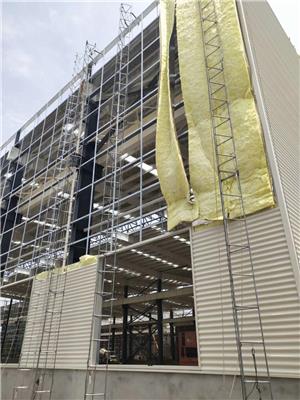 南通公母口50mm满孔彩钢玻璃棉0.8隔音板 20公分隔音模块墙面板 工业厂界降噪