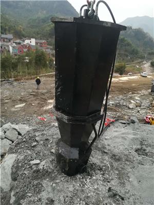 临沧岩石机欢迎订购