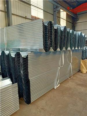 安阳薄膜联栋排水天沟板厂家