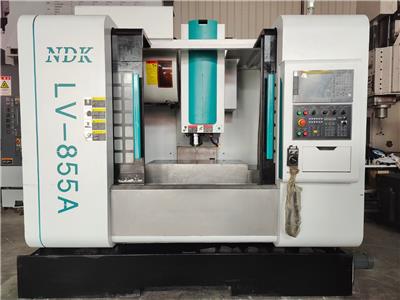 求购二手立式加工中心 模具加工 -转型赔本出售