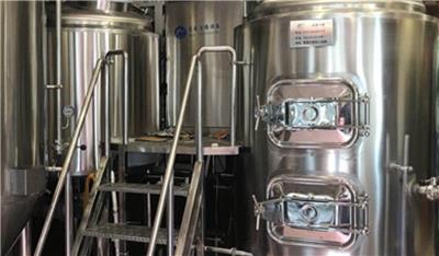 原浆啤酒设备生产厂家 产量100L-5000L原浆啤酒设备