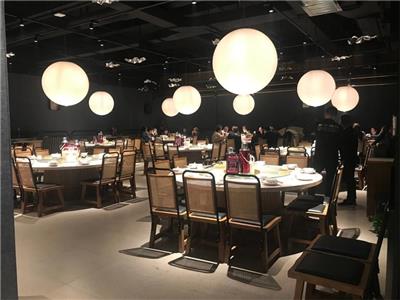 领汉LH-05武汉餐厅家具定制的交货期为何会更长——领汉家具