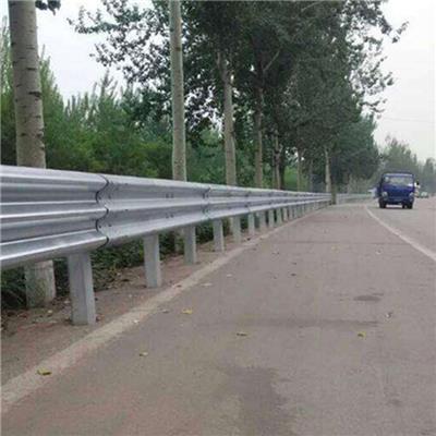 福建**马路护栏定制 移动护栏